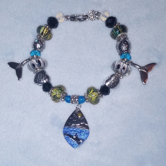 Orca Killer Whale Southern Resident Orca Beaded Charm Bracelet Earrings Unique - Picture 4 of 10